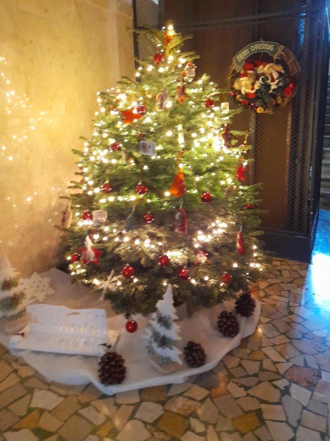 Casa Antica - Historical Apartment In Old City Center Triest Exterior foto